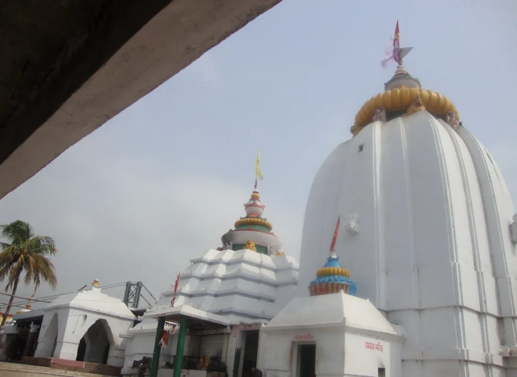 Dhabaleswar Temple | localdrive