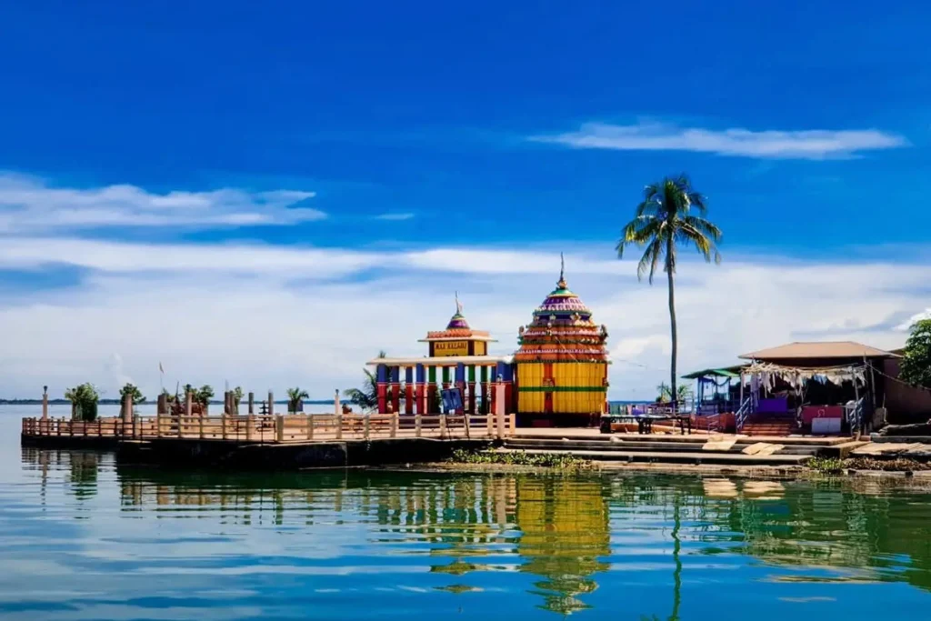 Chilika Lake Odisha | localdrive