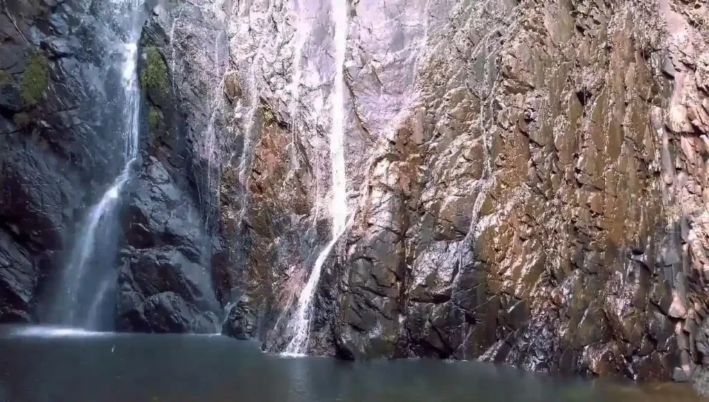 Beautiful Waterfalls | localdrive