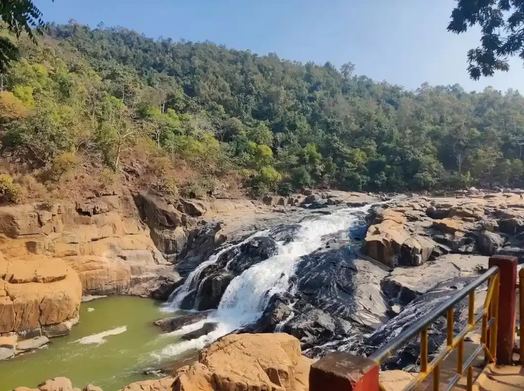 Beautiful Waterfalls | localdrive