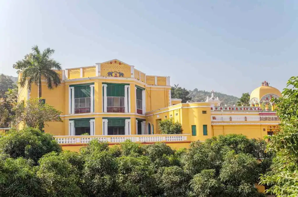 Dhenkanal Palace | localdrive