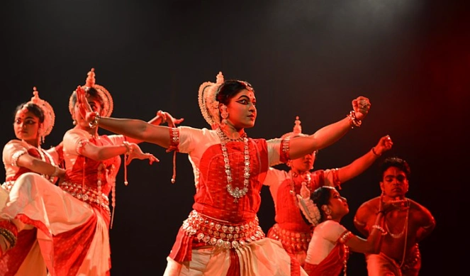 Mahari Dance | localdrive