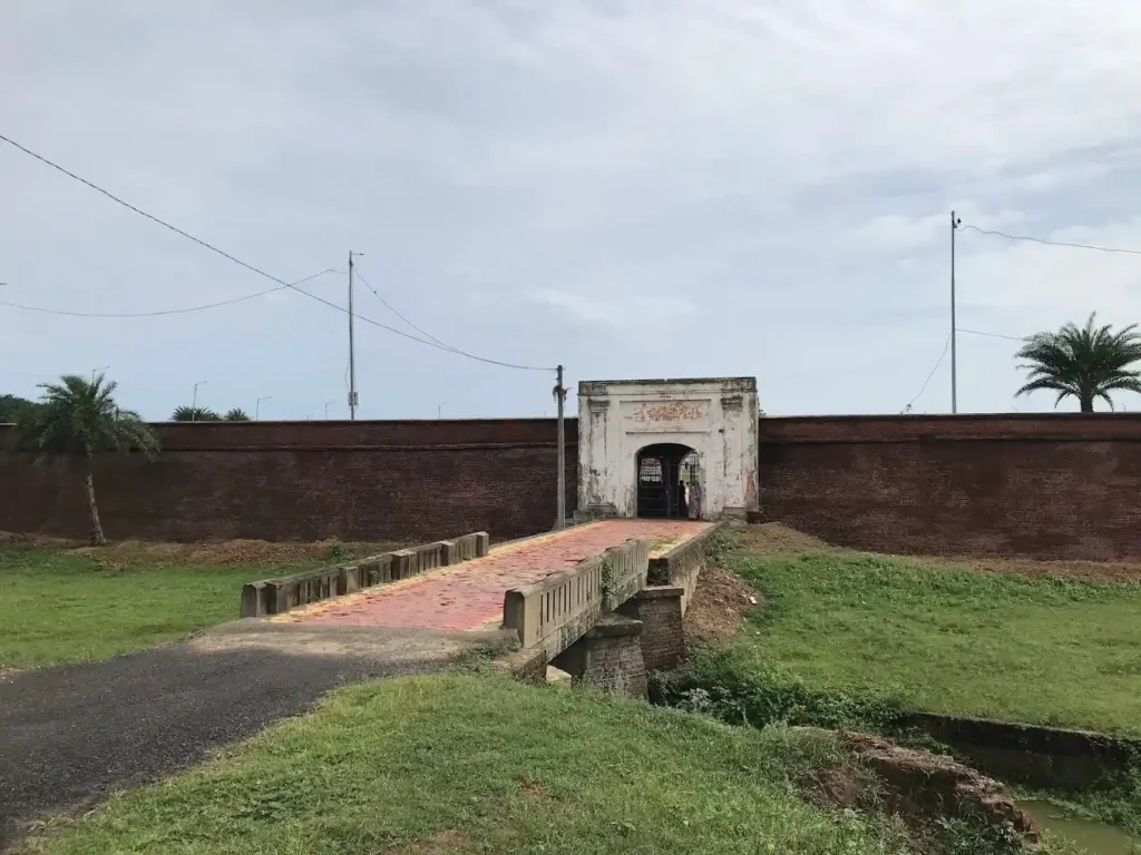 Potagarh Fort | localdrive