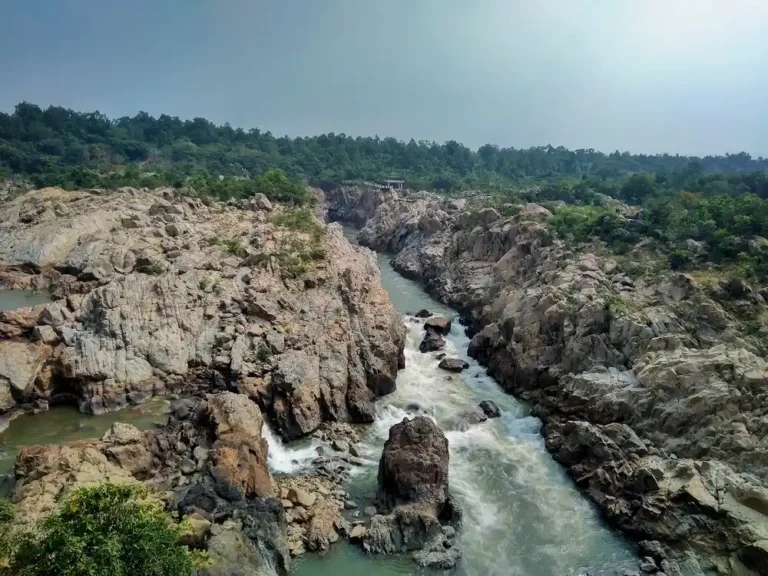 Bhimkund Waterfall | localdrive
