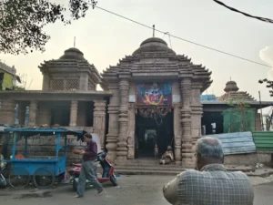 Budhi Takhurani Temple | localdrive