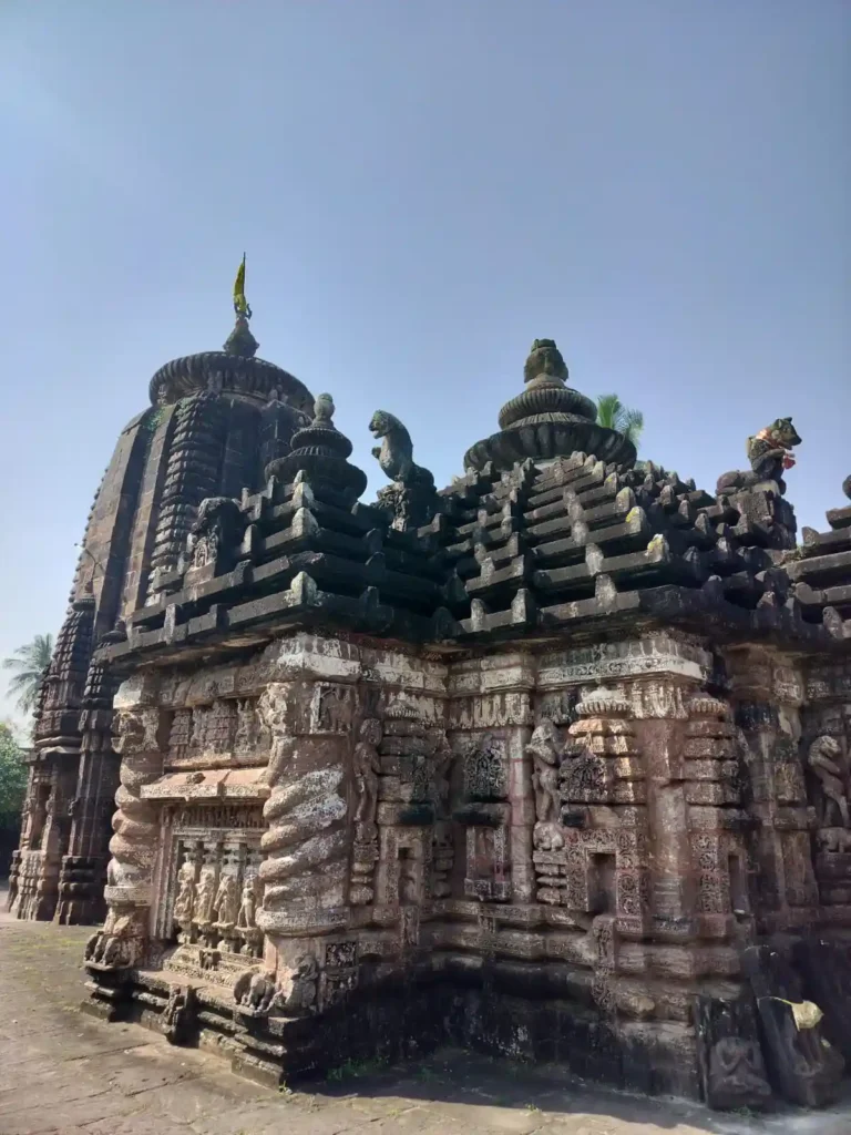 Bateswar Temple | localdrive