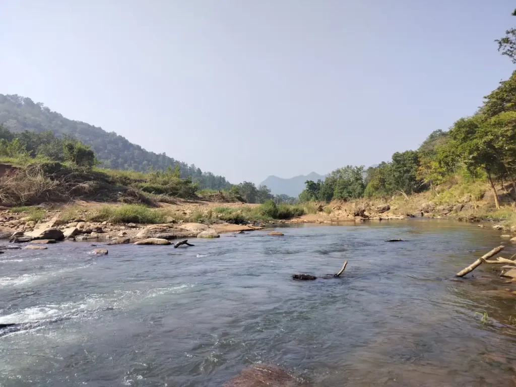 Phurlijharan Waterfall Bhawanipatna | localdrive
