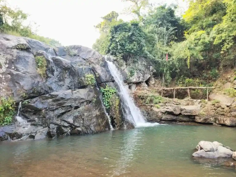 Rabandhar Waterfall | local drive