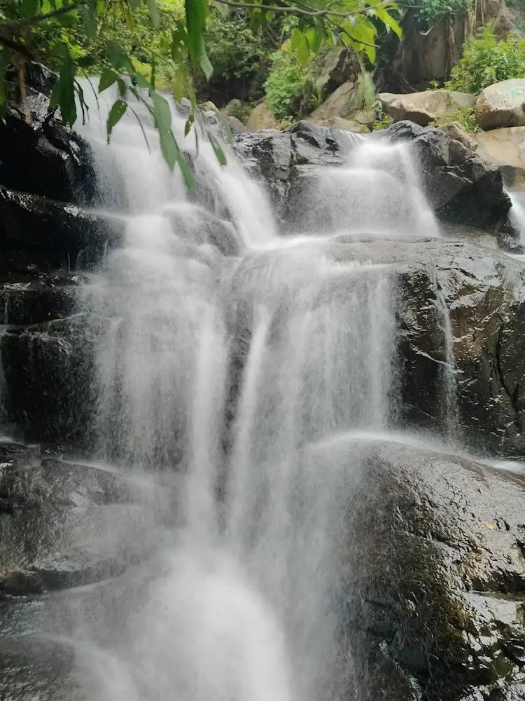 Ashokjhar Waterfall | localdrive
