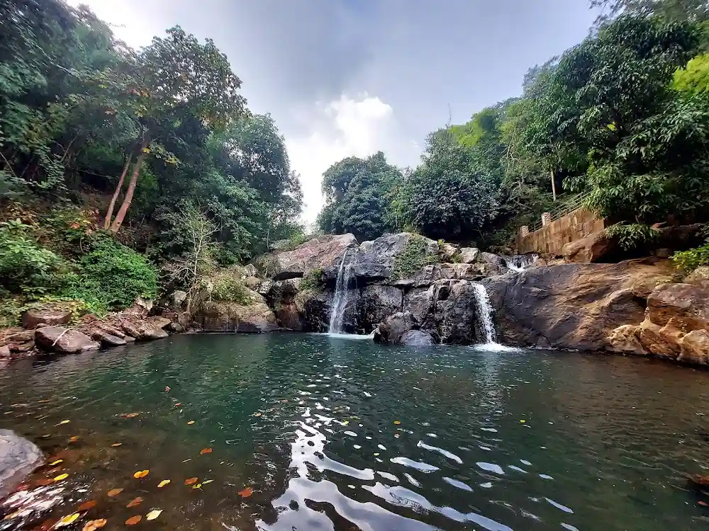Rabandhar Waterfall | local drive