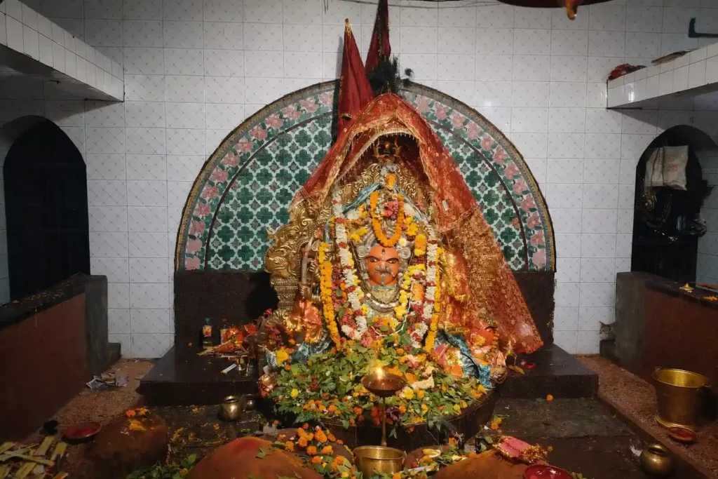 Mahuri Kalua Temple | localdrive