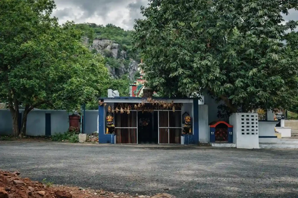 Mahuri Kalua Temple | localdrive