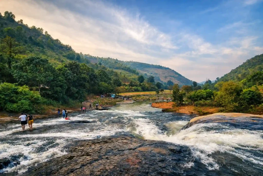 Punjisil Waterfall | localdrive