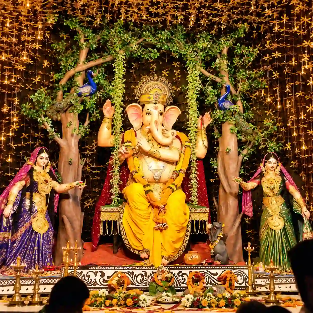 Ganesh Puja pandal hopping in Bhubaneswar after sunset