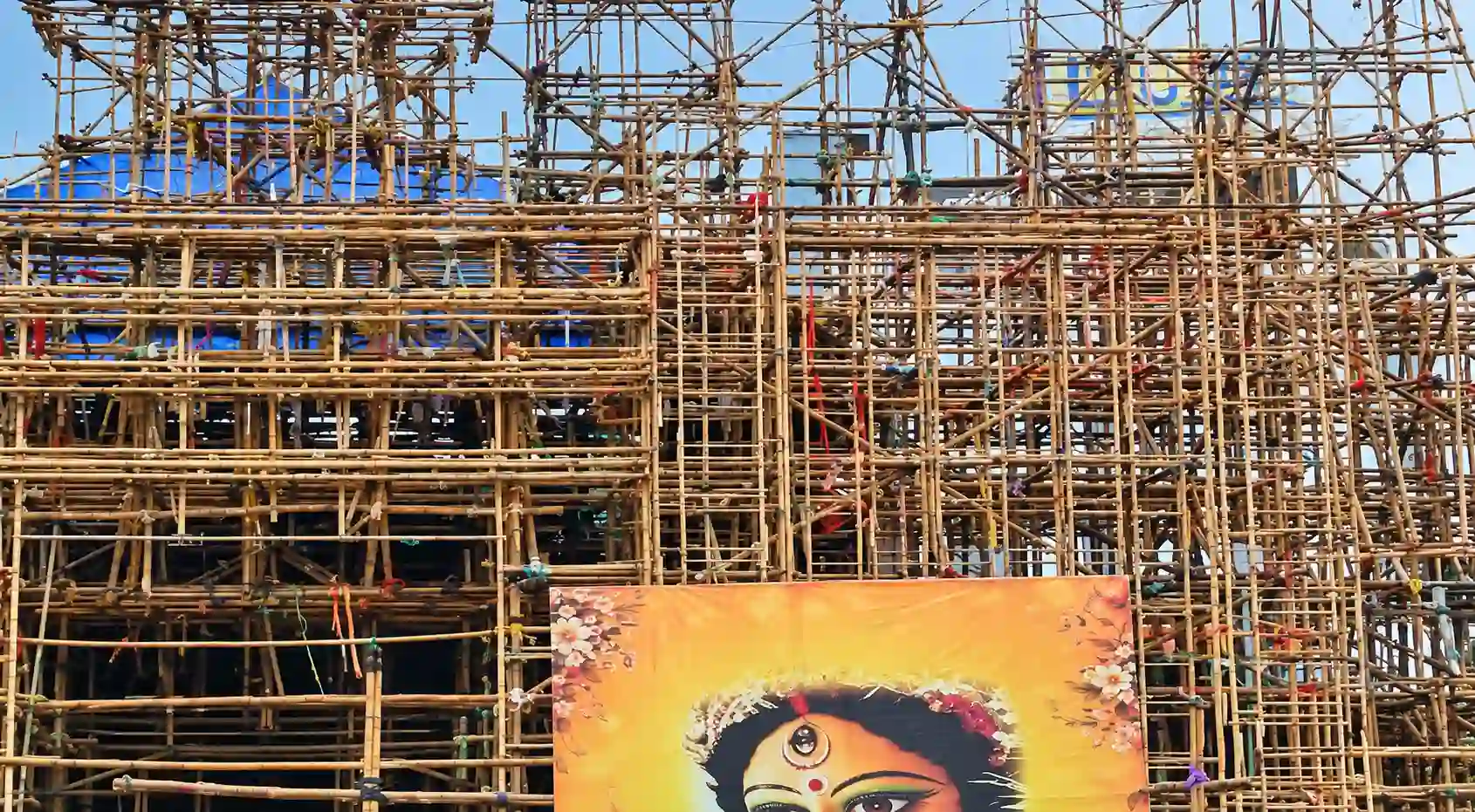 Shahid Nagar 120-foot-wide Durga Puja gateway in Bhubaneswar 2026